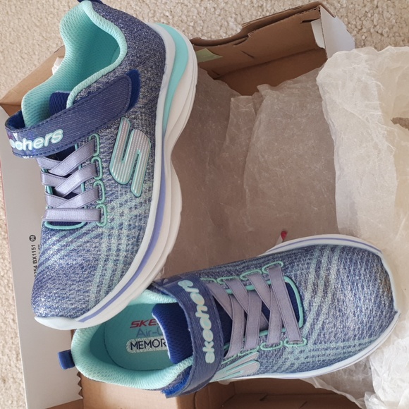 Skechers girls running shoes /New - Picture 6 of 7